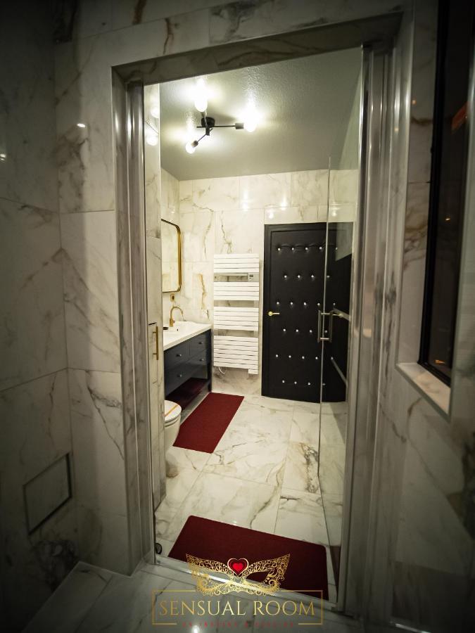 Sensual Room Love Room Nancy Sauna Double Douche Buitenkant foto